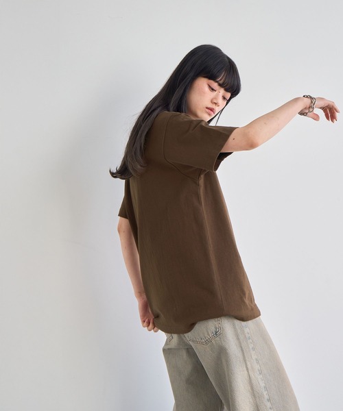 NOGLE（ノグル）の「【NOGLE/ノグル】ロゴプリントTEE（Tシャツ/カットソー・レディース・ライトグレー/ホワイト/チャコール/ダークブラウン・FREE）」の21枚目の写真