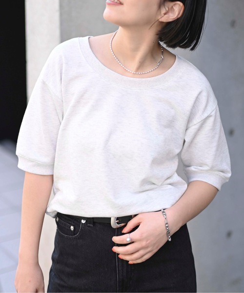 &HALF(アンドハーフ)の「ハーフスリーブスウェット(半袖スウェット)(Tシャツ/カットソー・レディース・アッシュグレー/ブラック/オフホワイト・FREE)」の1枚目の写真