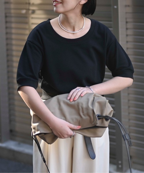 &HALF(アンドハーフ)の「ハーフスリーブスウェット(半袖スウェット)(Tシャツ/カットソー・レディース・アッシュグレー/ブラック/オフホワイト・FREE)」の19枚目の写真