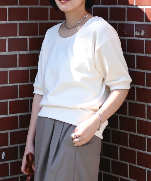 &HALF(アンドハーフ)の「ハーフスリーブスウェット(半袖スウェット)(Tシャツ/カットソー・レディース・アッシュグレー/ブラック/オフホワイト・FREE)」の7枚目の写真