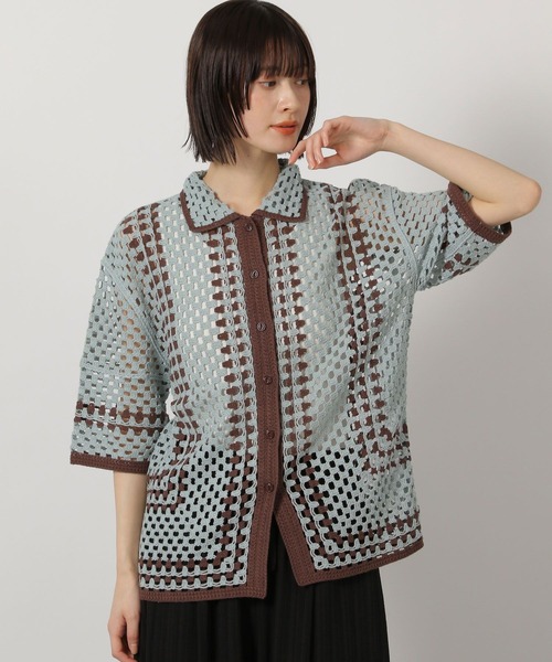 LAKOLE（ラコレ）の「かぎ針風シャツカーディガン6分袖 / 322602（カーディガン/ボレロ・レディース・ブルー/アイボリー/ブラック/ベージュ・FREE）」の4枚目の写真
