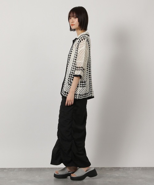 LAKOLE（ラコレ）の「かぎ針風シャツカーディガン6分袖 / 322602（カーディガン/ボレロ・レディース・ブルー/アイボリー/ブラック/ベージュ・FREE）」の11枚目の写真