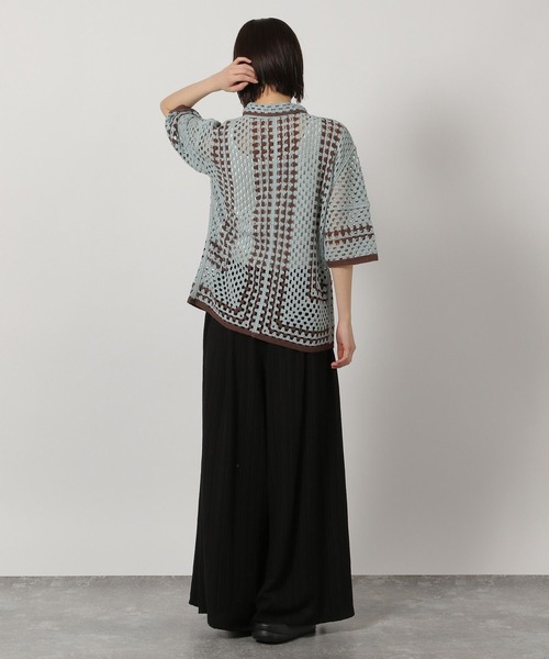 LAKOLE（ラコレ）の「かぎ針風シャツカーディガン6分袖 / 322602（カーディガン/ボレロ・レディース・ブルー/アイボリー/ブラック/ベージュ・FREE）」の18枚目の写真