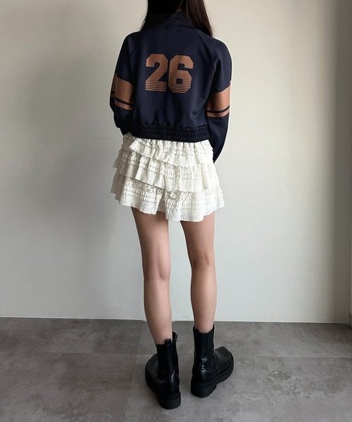 apres jour mignon(アプレジュールミニョン)の「ショート丈トラックジャケット【ZOZOTOWN限定アイテム 】(ブルゾン・レディース・ネイビー/ブラック/レッド・フリー/X-LARGE)」の9枚目の写真