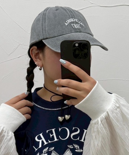 kutir（クティール）の「kutirlune／ワンポイントシンプルキャップ（キャップ・レディース・ベージュ/カーキ/ネイビー/レッド/グレー/ブラック・FREE）」の2枚目の写真