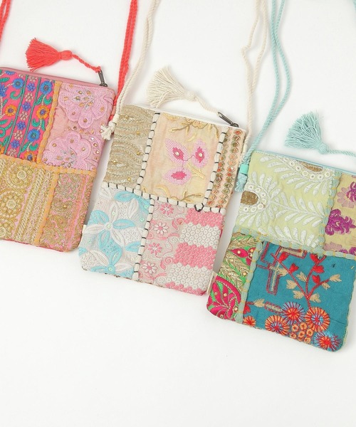 studio CLIP(スタディオクリップ)の「【daily CLIP】カンバディア スマホショルダー(ショルダーバッグ・レディース・ナチュラル/ブラック/ライトグリーン/ピンク・FREE)」の12枚目の写真