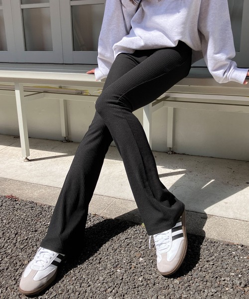 meJane（ミージェーン）の「リブフレア レギンスパンツ（その他パンツ・レディース・グレー/ブラック・M/L）」の9枚目の写真