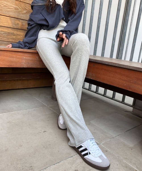 meJane（ミージェーン）の「リブフレア レギンスパンツ（その他パンツ・レディース・グレー/ブラック・M/L）」の18枚目の写真