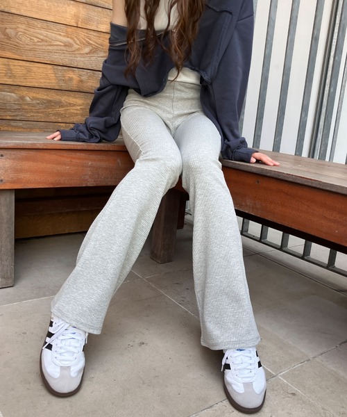 meJane（ミージェーン）の「リブフレア レギンスパンツ（その他パンツ・レディース・グレー/ブラック・M/L）」の16枚目の写真