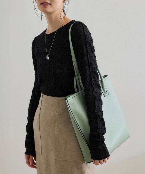 ROPE'（ロペ）の「【WEB・一部店舗限定】ストレッチシアー＆レースカットソー/洗える（Tシャツ/カットソー・レディース・ブラック系その他/ブラック/ホワイト系その他/ホワイト・FREE）」の4枚目の写真