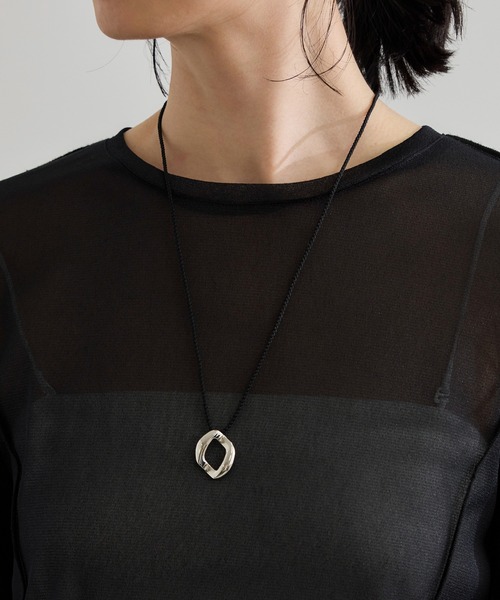 ROPE'（ロペ）の「【WEB・一部店舗限定】ストレッチシアー＆レースカットソー/洗える（Tシャツ/カットソー・レディース・ブラック系その他/ブラック/ホワイト系その他/ホワイト・FREE）」の7枚目の写真