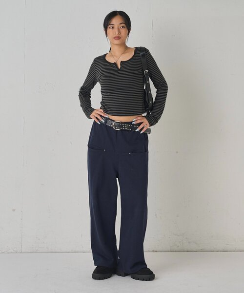 WHO'S WHO gallery（フーズフーギャラリー）の「【低身長・高身長対応】スラッシュポケットスウェットイージーパンツ（スウェットパンツ・レディース・グレー/ブラック/ブラック系その他/ダークブラウン/ライトグレー/カーキ/ネイビー/ブラック系その他2/ブラウン系その他・MEDIUM/SMALL/X-SMALL）」の10枚目の写真