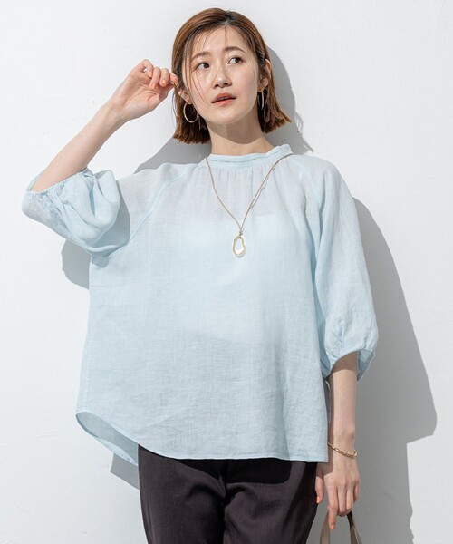 23区 L(ニジュウサンクオオキイサイズ)の「【洗える】LIBECOリネン ボリュームスリーブ ブラウス(シャツ/ブラウス・レディース・ホワイト系/ダークブラウン系/ダークグリーン系/ふじ色系/スカイブルー系/オールドローズ系・48/46/44)」の4枚目の写真