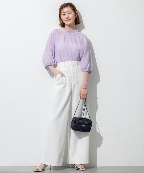 23区 L(ニジュウサンクオオキイサイズ)の「【洗える】LIBECOリネン ボリュームスリーブ ブラウス(シャツ/ブラウス・レディース・ホワイト系/ダークブラウン系/ダークグリーン系/ふじ色系/スカイブルー系/オールドローズ系・48/46/44)」の8枚目の写真