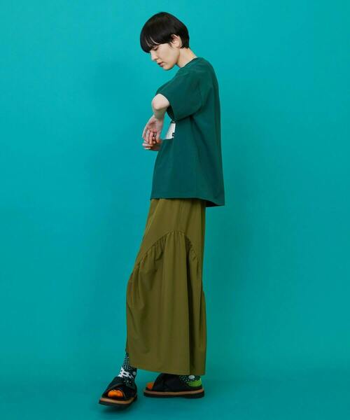 FRAPBOIS（フラボア）の「フォイルドットT（Tシャツ/カットソー・レディース・オレンジ/グリーン・1/2）」の3枚目の写真