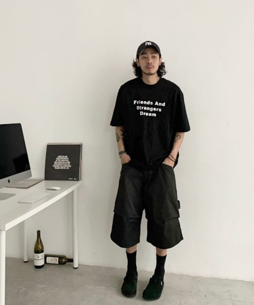NOWLE（ノウル）の「【NOWLE】ルーズフィット ナイロン カーゴ ハーフパンツ（カーゴパンツ・メンズ・ブラック/グレイッシュベージュ・SMALL/MEDIUM/LARGE/X-LARGE）」の16枚目の写真