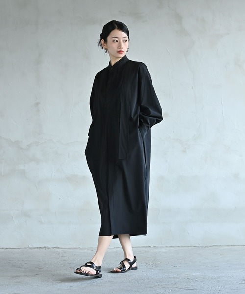 funda mine（ファンダマイン）の「モノクロームミックスロングシャツ（シャツ/ブラウス・レディース・ホワイト/ブラック・02/01）」の21枚目の写真