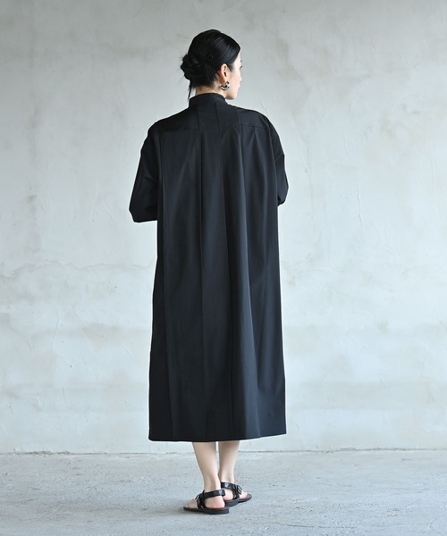 funda mine（ファンダマイン）の「モノクロームミックスロングシャツ（シャツ/ブラウス・レディース・ホワイト/ブラック・02/01）」の20枚目の写真