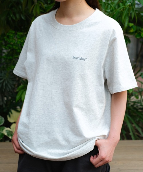 BROKEN BASE(ブロークンベース)の「シティマウンテングラフィックTシャツ(Tシャツ/カットソー・メンズ・ネイビー/ホワイト/アッシュ・MEDIUM/LARGE)」の21枚目の写真