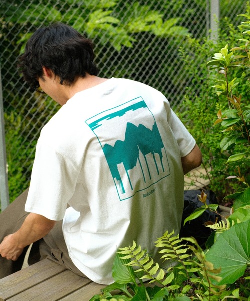 BROKEN BASE(ブロークンベース)の「シティマウンテングラフィックTシャツ(Tシャツ/カットソー・メンズ・ネイビー/ホワイト/アッシュ・MEDIUM/LARGE)」の11枚目の写真