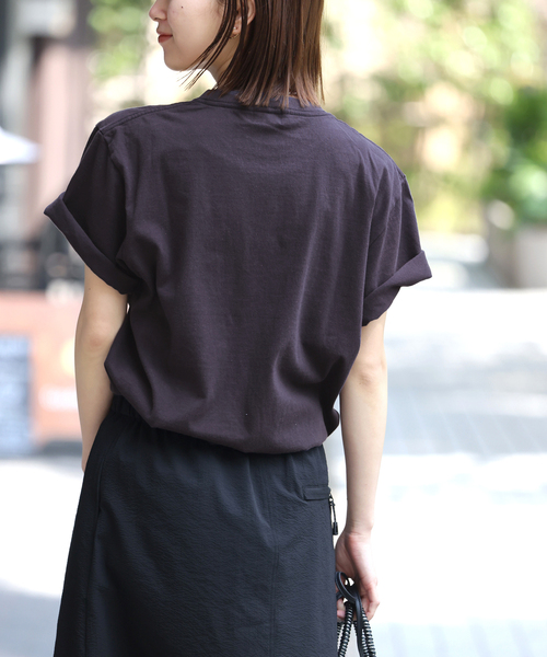 JOURNAL STANDARD relume(ジャーナルスタンダード レリューム)の「別注【GULFCOAST SPORTSWEAR】ロゴTシャツ(Tシャツ/カットソー・レディース・ブラウン/ネイビー・FREE)」の17枚目の写真