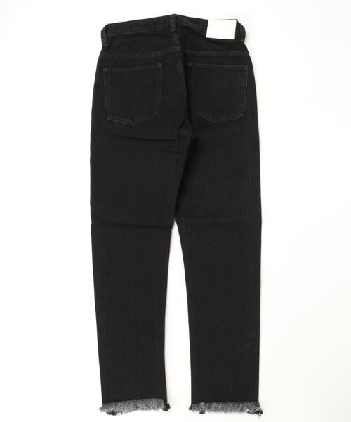 CINOH（チノ）の「HI-WAIST SLIM STRAIGHT（デニムパンツ・レディース・ブラック・24/25/26）」の2枚目の写真