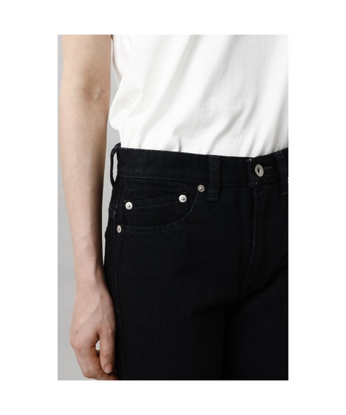 CINOH（チノ）の「HI-WAIST SLIM STRAIGHT（デニムパンツ・レディース・ブラック・24/25/26）」の10枚目の写真