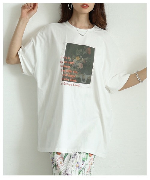 Sawa a la mode(サワアラモード)の「花柄パネルプリントビッグTシャツ(Tシャツ/カットソー・レディース・ブラック/ホワイト・FREE)」の11枚目の写真