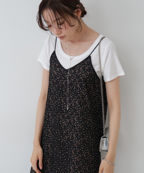 セール】【低身長向けサイズあり】刺繍フラワーキャミワンピース