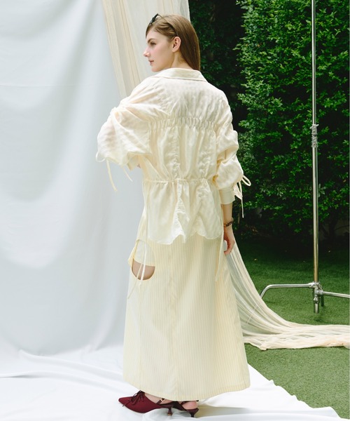 loin nuit(ロワンニュイ)の「shirring ribbon tops / シャーリングリボントップス(シャツ/ブラウス・レディース・ホワイト/ライトグリーン・FREE)」の9枚目の写真