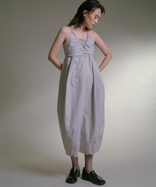 TELOPLAN(テーロプラン)の「【TELOPLAN】Yvette Dress / イヴェットドレス(ワンピース・レディース・スモークグレー/ブラック・ONE SIZE)」の1枚目の写真