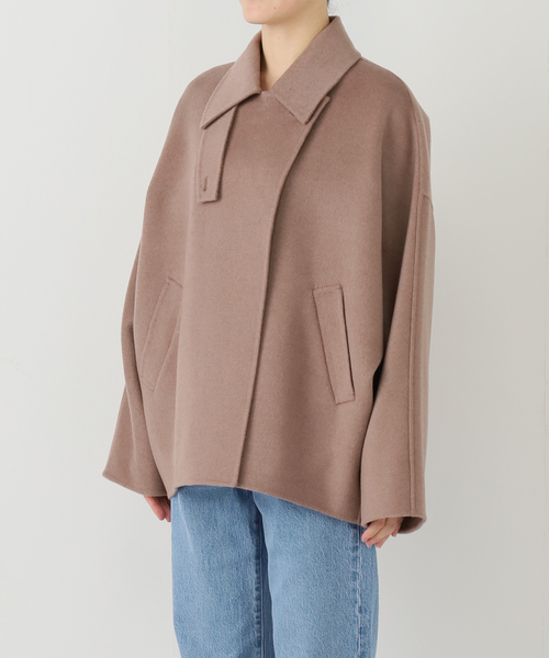 Noble(ノーブル)の「《追加》Super160s リバードルマンショートコート(その他アウター・レディース・モカ/ベージュ・36/38)」の4枚目の写真