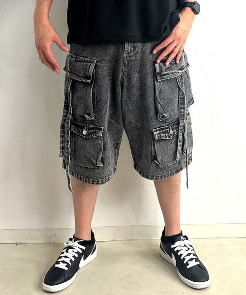 ARCADE(アーケード)の「10.5oz ルーズフィット テクノカーゴ デニムハーフパンツ HALHAM(カーゴパンツ・メンズ・ブルー/ブラック・XL/M/L)」の1枚目の写真