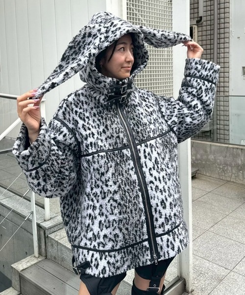 Candy Stripper（キャンディストリッパー）の「BUNNY BOA ジャケット（ダウンジャケット/コート・レディース・グレー/カーキ/ラベンダー・FREE）」の2枚目の写真