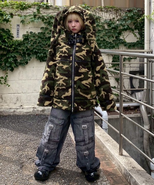 Candy Stripper（キャンディストリッパー）の「BUNNY BOA ジャケット（ダウンジャケット/コート・レディース・グレー/カーキ/ラベンダー・FREE）」の4枚目の写真