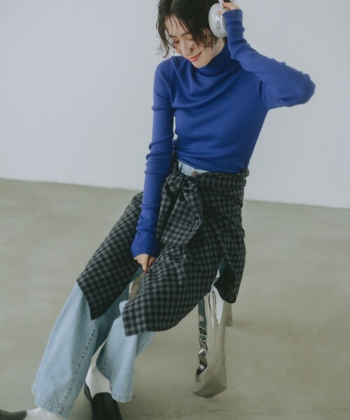 B:MING by BEAMS（ビーミングバイビームス）の「ウール混 リブニット タートルネック (手洗い可)（ニット/セーター・レディース・オフホワイト/ブラック/レッド/ブルー・ONE SIZE）」の14枚目の写真