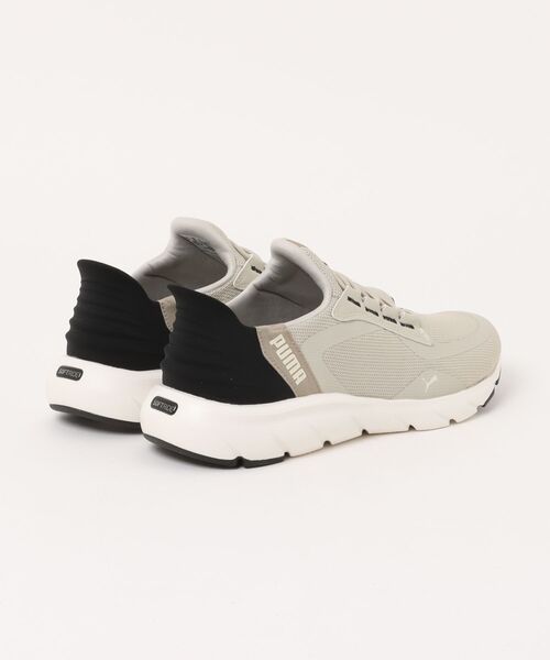 シュープラザ(シュープラザ)の「【PUMA】ソフトR イーズイン ALT ワイド(スニーカー・メンズ・ベージュ・25.5cm/26.0cm/26.5cm/27.0cm/27.5cm/28.0cm)」の2枚目の写真
