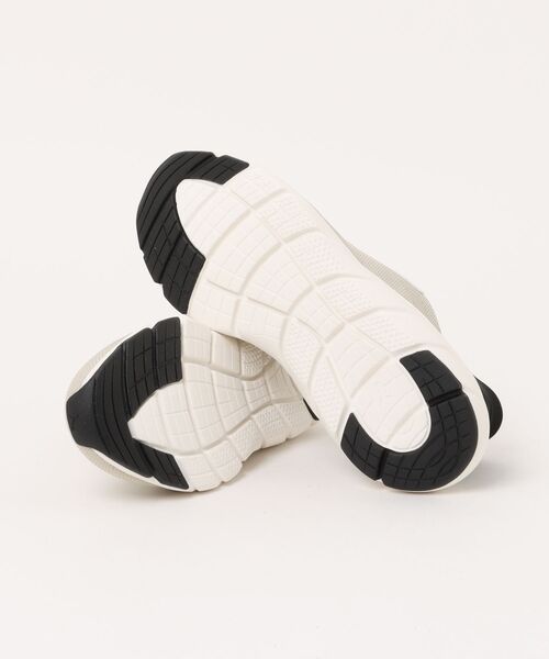 シュープラザ(シュープラザ)の「【PUMA】ソフトR イーズイン ALT ワイド(スニーカー・メンズ・ベージュ・25.5cm/26.0cm/26.5cm/27.0cm/27.5cm/28.0cm)」の3枚目の写真