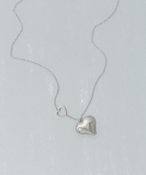 SMELLY（スメリー）の「ステンレスプックリメタルハートネックレス（ネックレス・レディース・シルバー・-）」の2枚目の写真