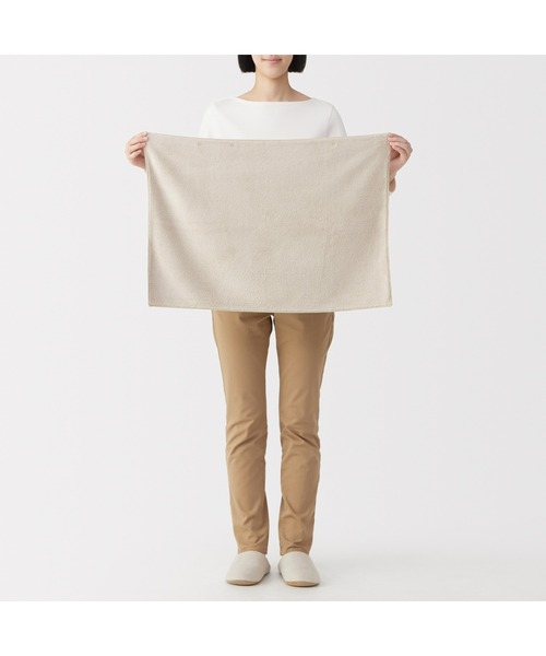 無印良品(ムジルシリョウヒン)の「マイクロファイバー スナップボタン付ペット用タオル 小 48×68cm(その他ペットグッズ・メンズ・チャコール/ベージュ・小)」の14枚目の写真