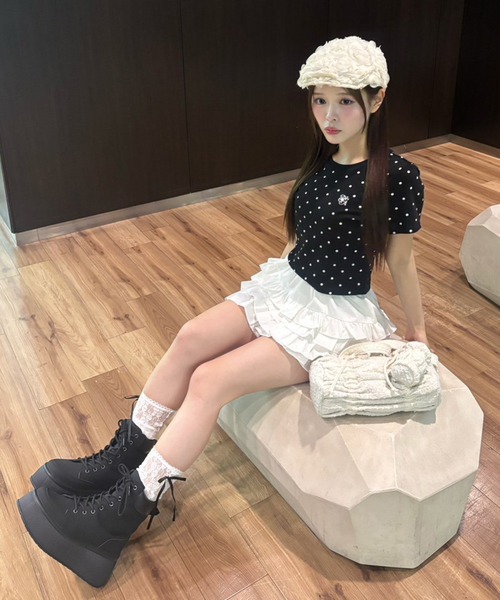 one after another NICE CLAUP(ワンアフターアナザーナイスクラップ)の「ワンポイント刺繍ドットTシャツ(Tシャツ/カットソー・レディース・杢グレー/アイボリー/ブラック・FREE)」の21枚目の写真