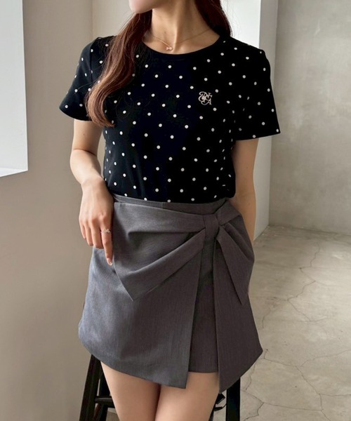 one after another NICE CLAUP(ワンアフターアナザーナイスクラップ)の「ワンポイント刺繍ドットTシャツ(Tシャツ/カットソー・レディース・杢グレー/アイボリー/ブラック・FREE)」の9枚目の写真