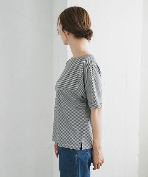 URBAN RESEARCH DOORS（アーバンリサーチドアーズ）の「『UVカット/接触冷感 /マシンウォッシャブル』シルキーコットンロールスリーブプルオーバー（Tシャツ/カットソー・レディース・ブラック/オフホワイト/ブラック系その他/ロイヤルブルー・MEDIUM）」の7枚目の写真