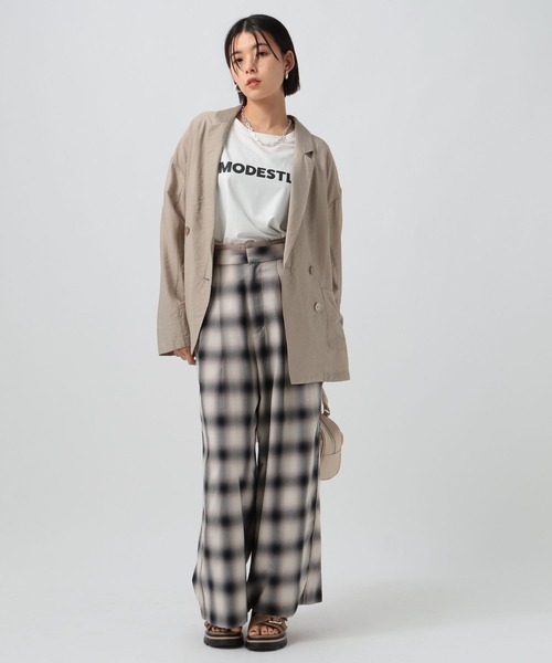 BAYFLOW（ベイフロー）の「チェック柄ワイドパンツ（その他パンツ・レディース・ホワイト/ブラウン/ブラック・FREE）」の4枚目の写真