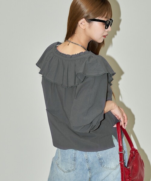 PUBLUX(パブリュクス)の「PUBLUX/パブリュクス フリル ボイル ブラウス 限定展開(シャツ/ブラウス・レディース・オフホワイト/チャコールグレー・フリ-)」の14枚目の写真