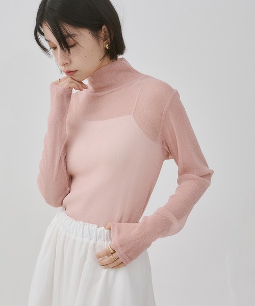 hunch(ハンチ)の「ラメシアー ハイネックトップス(Tシャツ/カットソー・レディース・オフホワイト/グレー/チャコール/ダークブラウン/ダークグレー/レモンイエロー/ライトブルー/ピンク・FREE)」の8枚目の写真