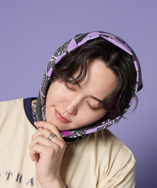 ALAND(エーランド)の「MASHIHO×ALAND/バンダナ(ストール/ショール・レディース・チャコールグレー/レッド/パープル・FREE)」の8枚目の写真