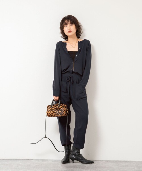 Rie Miller（リエミラー）の「《手洗い可能》《セットアップ対応》ニットオールインワン（つなぎ/オールインワン・レディース・ネイビー/ダークブラウン/ブラック・1/2）」の21枚目の写真