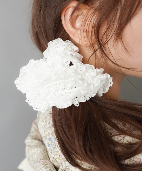 SPINNS(スピンズ)の「レースシュシュ/NEO森ガール(シュシュ・レディース・ホワイト・ONESIZE)」の1枚目の写真