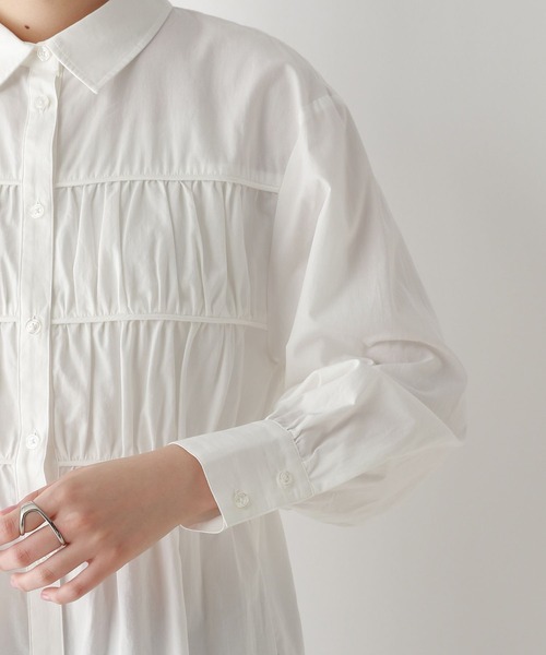 RAGEBLUE(レイジブルー)の「ギャザーチュニックシャツ(シャツ/ブラウス・レディース・ホワイト/レッド・FREE)」の16枚目の写真